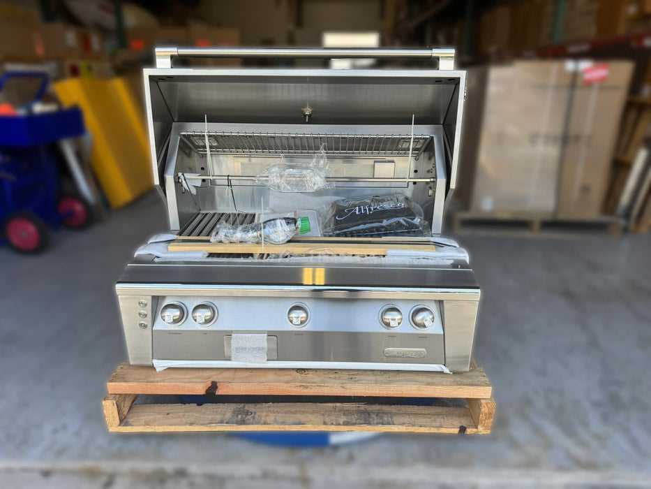 Alfresco 36" Built-In Grill with Sear Zone, Stainless Steel, Liquid Propane - ALXE-36SZ-LP-OPENBOX